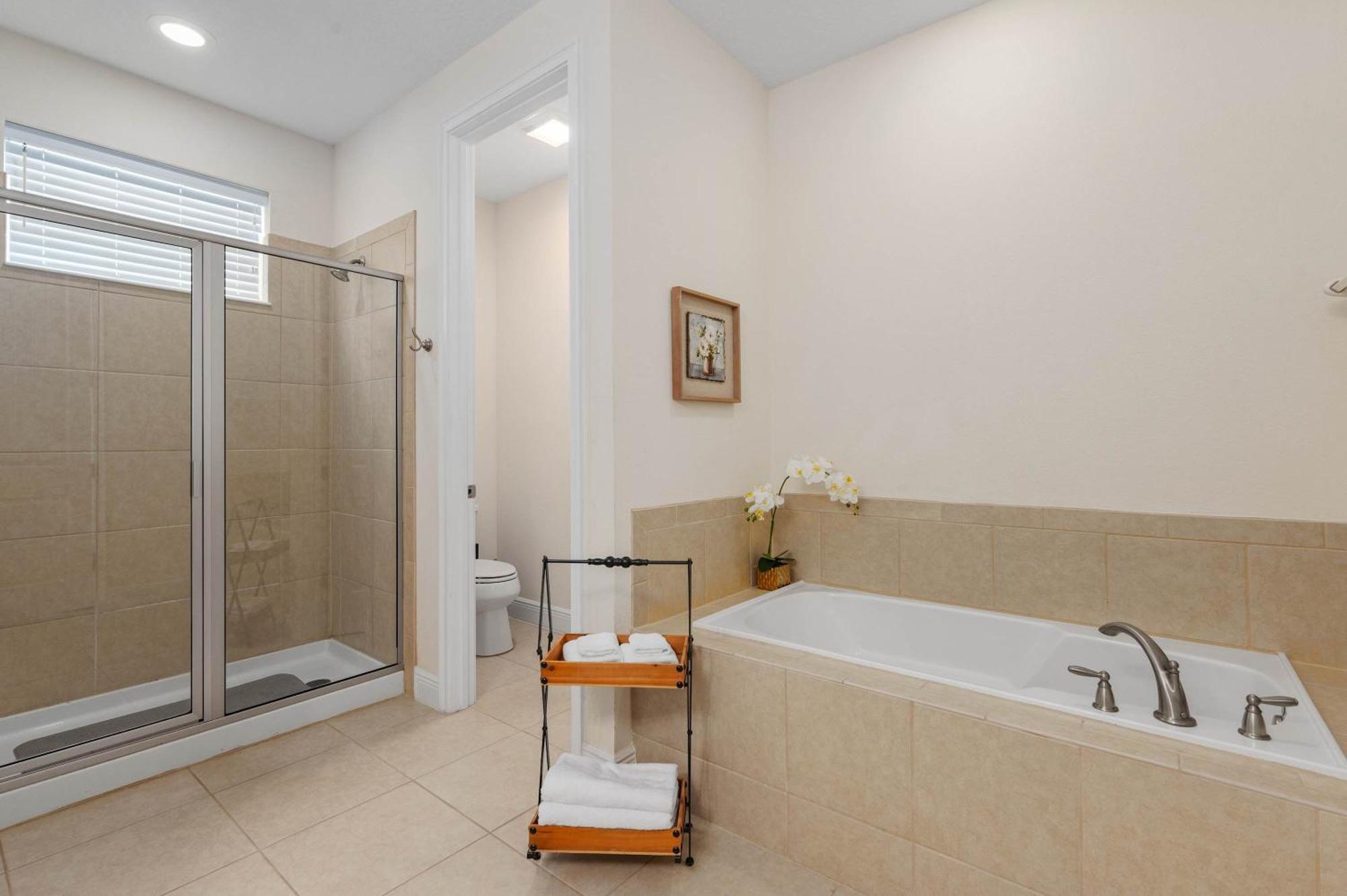 Private Heated Pool Billiard Lounge 6mi To *